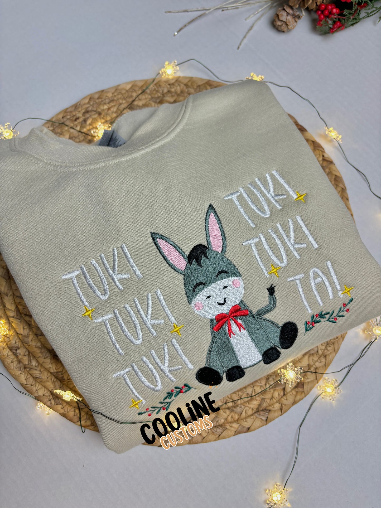 El Burrito Sabanero Tuki Tuki Tuki Crewneck