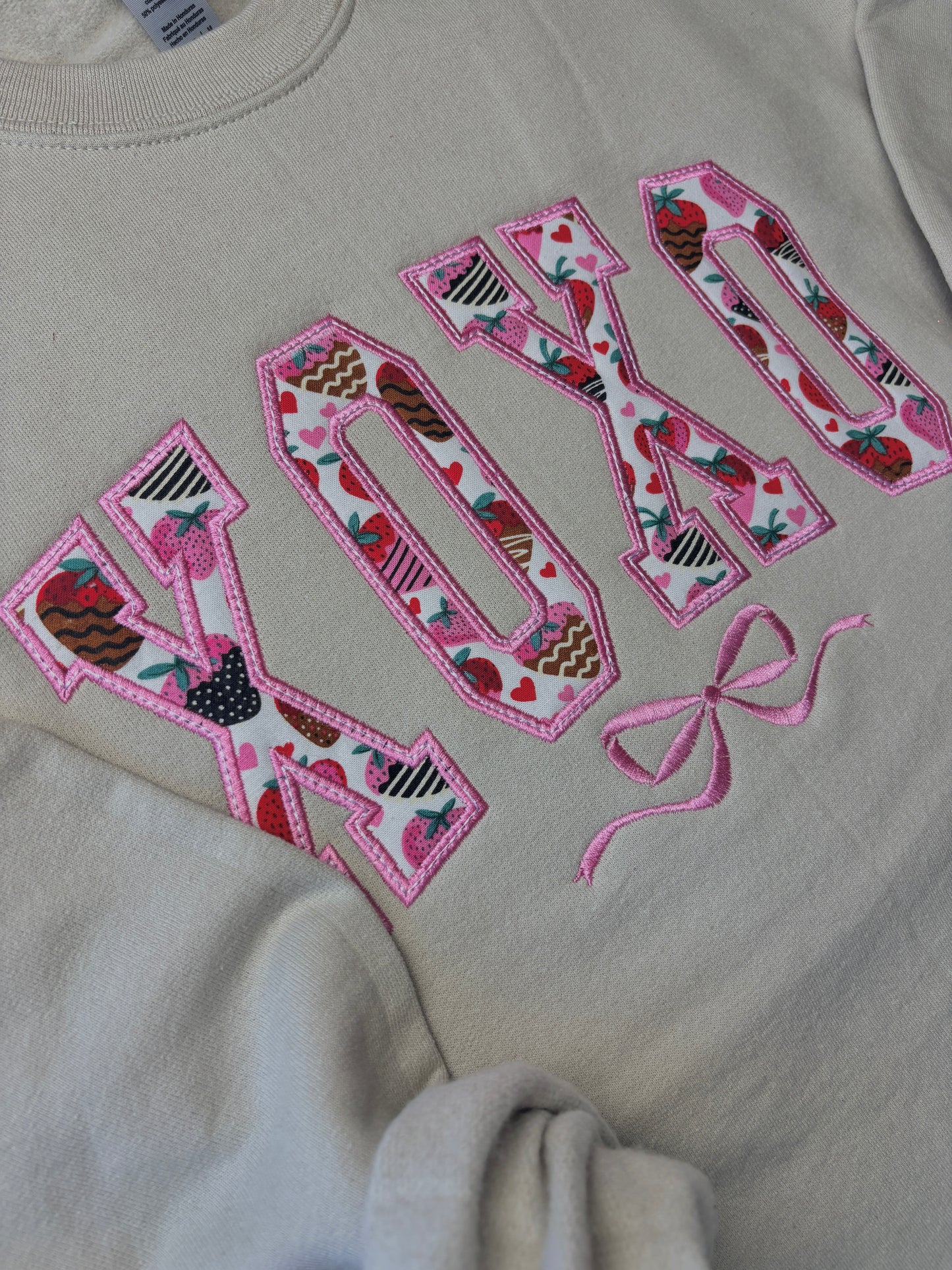 XOXO Berry Sweatshirt