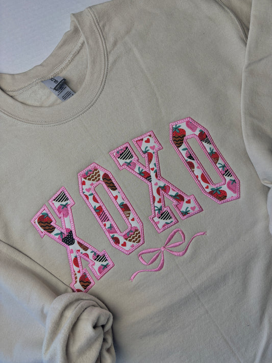 XOXO Berry Sweatshirt